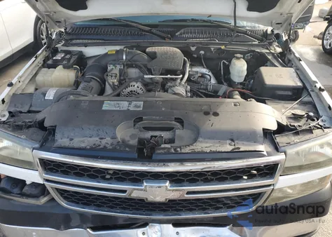 2007 Chevrolet Silverado K2500 Heavy Duty z USA, uszkodzony, nr VIN 1GCHK23D77F166272